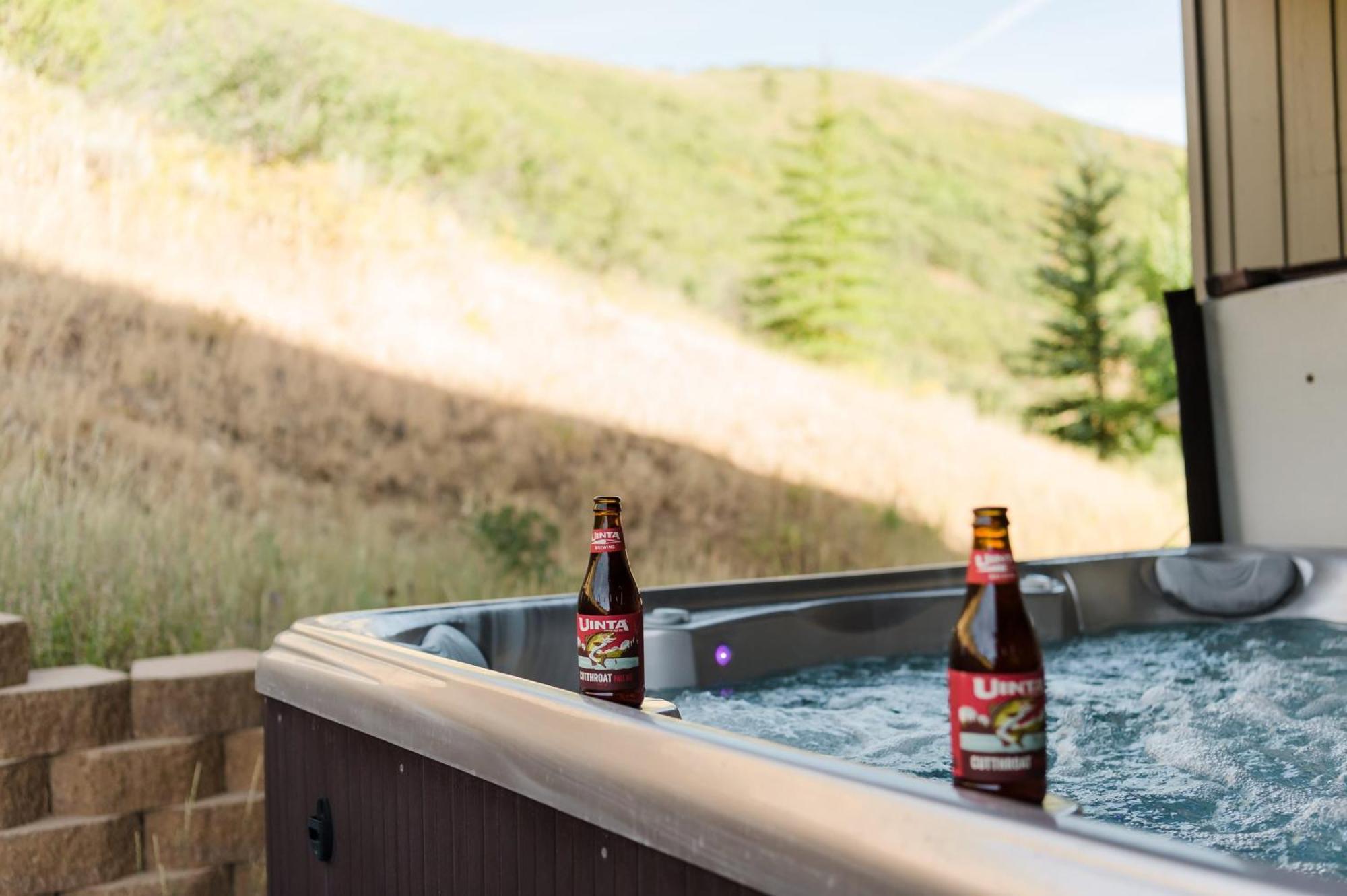 Mason By Avantstay Sleeps 16 Modern Mountain Escape W Hot Tub Park City Exteriör bild